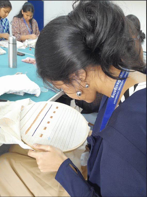 Atharva School of Fashion & Arts Mumbai Classrooms photo 9